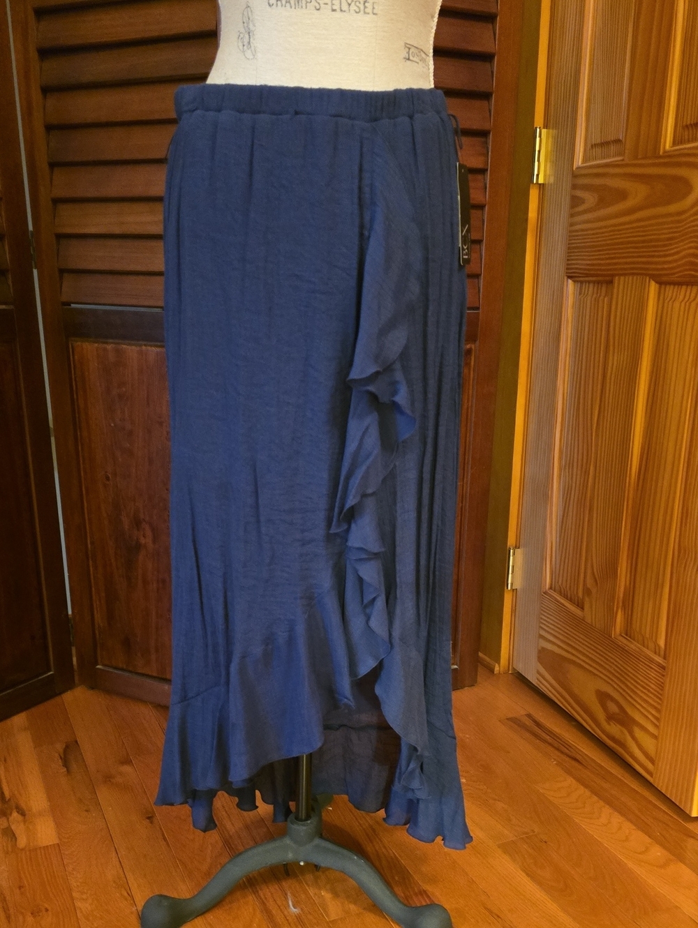 BCX Deep Navy High-Low Ruffle Skirt